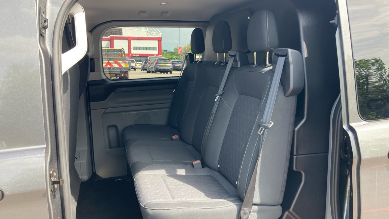 Ford Transit Custom 320 L1 Diesel Fwd 2.0 EcoBlue 136ps H1 Double Cab Van Limited Auto